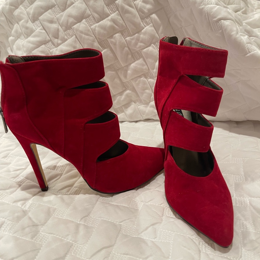 Red Heels